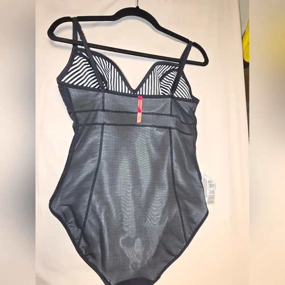 SPANX Black and White Striped Swimsuit - Picture 11 of 14